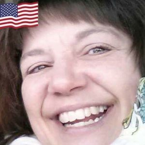 Meet your Posher, Chrissy